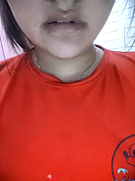 Snapshot of _Redwine_ chatting on 03-15-25, 05:41 Redwine online show from 03-15-25, 05:41