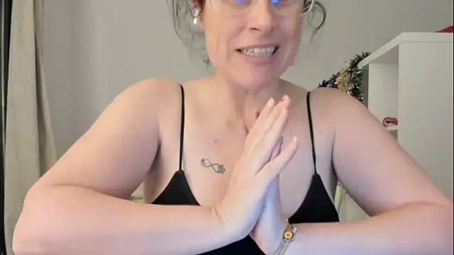 emmita69  online show from 12-03-25, 05:04