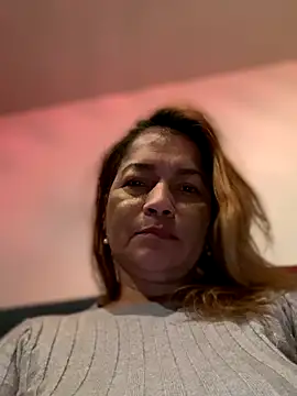 Snapshot of Jlo_69 chatting on 11-19-25, 03:39 Jlo 69 online show from 11-19-25, 03:39