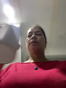 Snapshot of Jlo_69 chatting on 06-16-26, 03:42 Jlo 69 online show from 06-16-26, 03:42