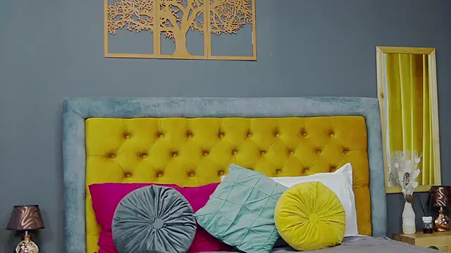 Snapshot of HaileyMoonn chatting on 01-28-25, 11:17 HaileyMoonn online show from 01-28-25, 11:17