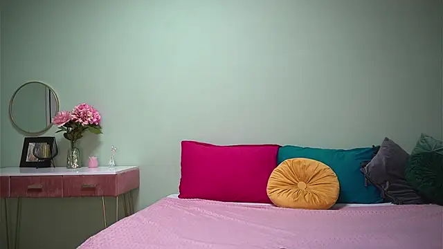 Snapshot of HaileyMoonn chatting on 03-20-25, 03:56 HaileyMoonn online show from 03-20-25, 03:56