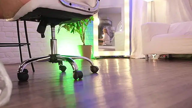 NovaMaria online show from 02-28-25, 09:25