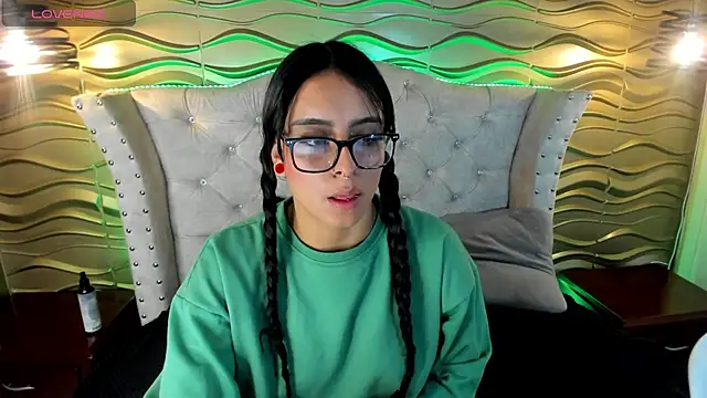 Snapshot of Andreita_Jones chatting on 01-24-25, 02:41 Andreita Jones online show from 01-24-25, 02:41