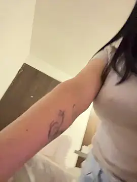 PetitLumiere online show from 01-13-25, 05:12