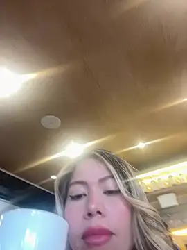 Ammy Castro online show from 02-14-26, 02:25