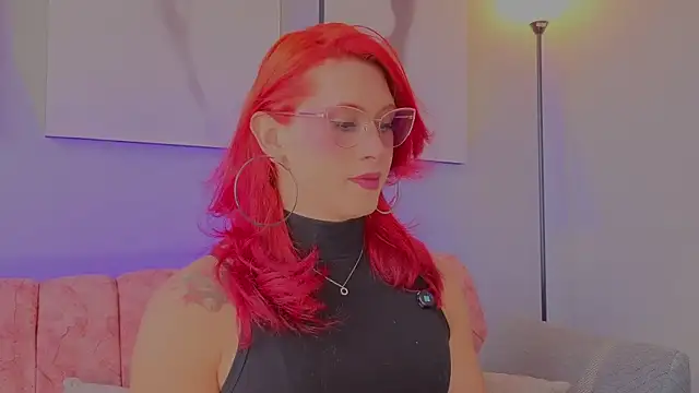 Snapshot of Juliana_Saenzz chatting on 11-20-25, 03:56 Juliana Saenzz online show from 11-20-25, 03:56