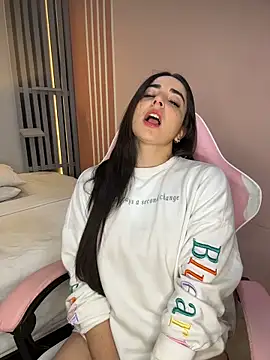 Victoria-And1 online show from 02-04-26, 01:33