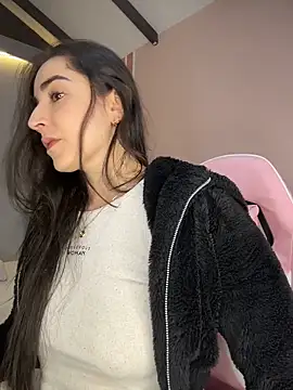 Victoria-And1 online show from 04-21-26, 01:07