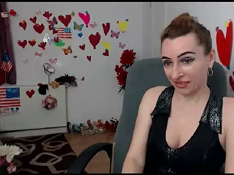 Snapshot of EvelynAngell chatting on 01-29-25, 01:49 EvelynAngell online show from 01-29-25, 01:49