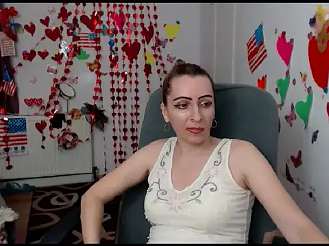 Snapshot of EvelynAngell chatting on 03-03-25, 01:09 EvelynAngell online show from 03-03-25, 01:09
