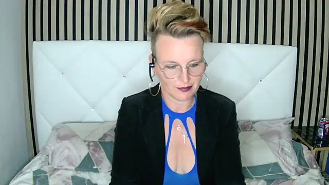 xxNoeliaxx online show from 01-07-25, 03:02