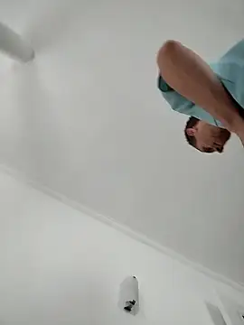 Snapshot of Blondinet92 chatting on 12-01-25, 04:34 Blondinet92 online show from 12-01-25, 04:34