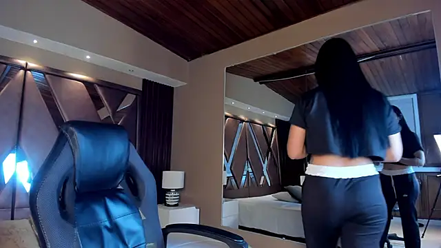 carina rossi online show from 02-11-25, 11:32