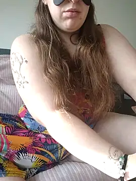 FrancaiseLynne online show from 02-15-25, 08:44