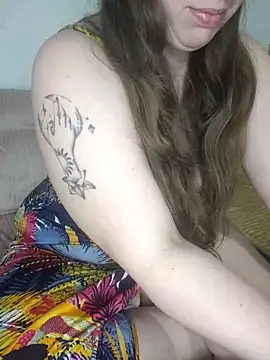 FrancaiseLynne online show from 03-09-25, 08:31