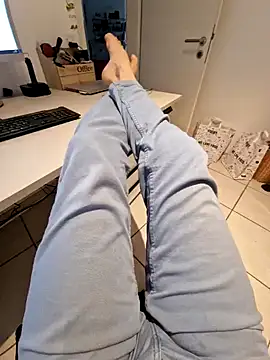 Lorent6969 online show from 02-04-25, 08:13