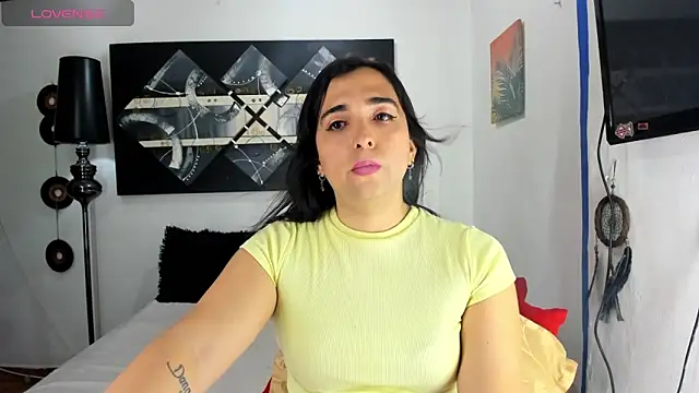 SARAMISHA online show from 09-10-25, 09:37