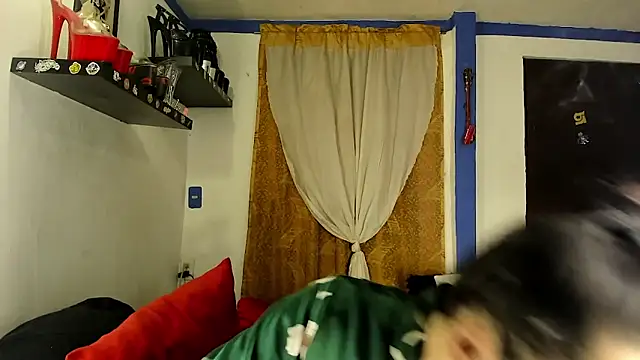 SARAMISHA online show from 03-21-26, 04:43