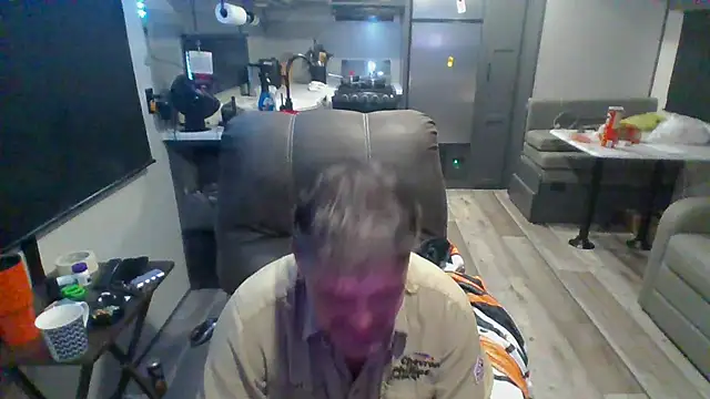 lateniter online show from 09-09-25, 11:54