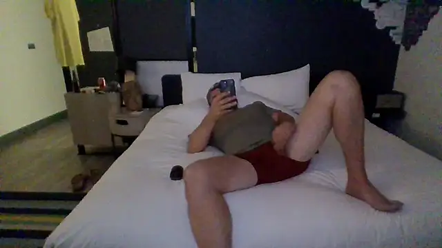 lateniter online show from 10-15-25, 06:24