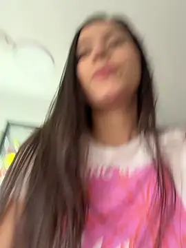 LittleDoll    online show from 03-07-26, 12:35