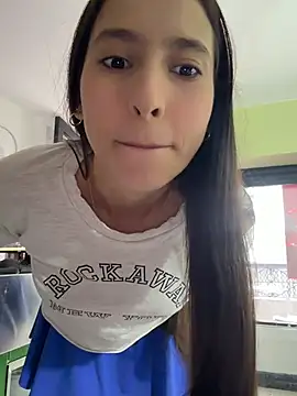 Snapshot of LittleDoll___ chatting on 05-26-26, 12:12 LittleDoll online show from 05-26-26, 12:12