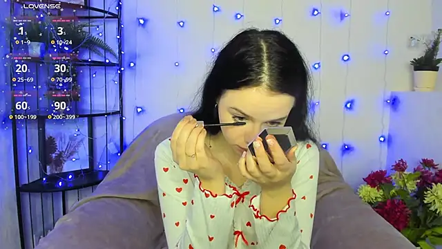 Lori  Hell online show from 02-14-25, 02:50