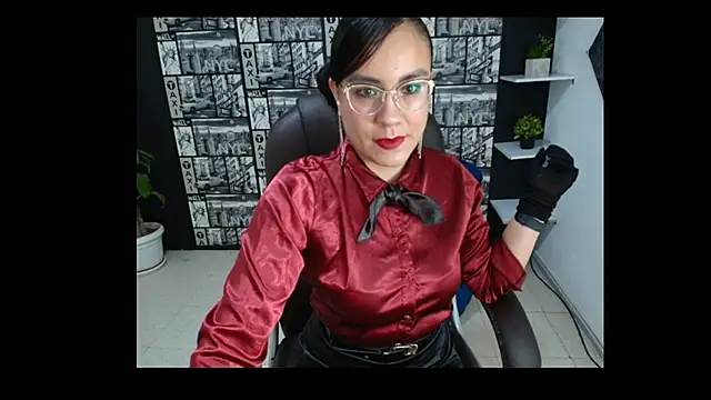 Agata-Moon online show from 10-19-25, 02:18