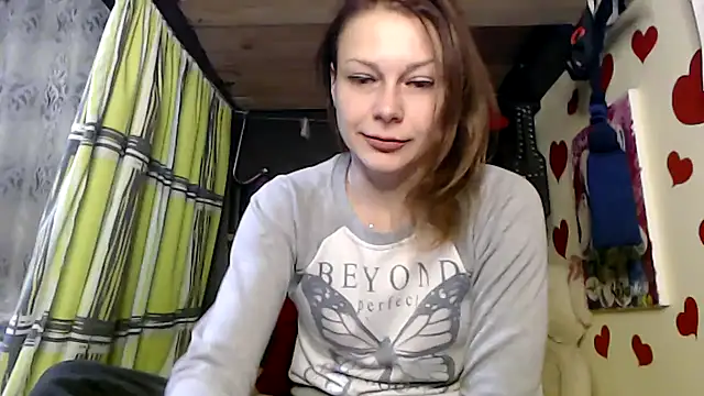 Snapshot of HarleyQuinn_69 chatting on 12-15-24, 07:10 HarleyQuinn 69 online show from 12-15-24, 07:10