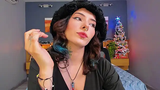 LiliJones  online show from 12-07-24, 04:47