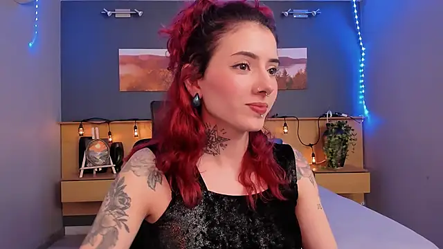 LiliJones  online show from 01-09-25, 04:39