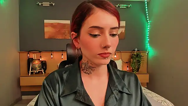 LiliJones  online show from 01-16-25, 08:14