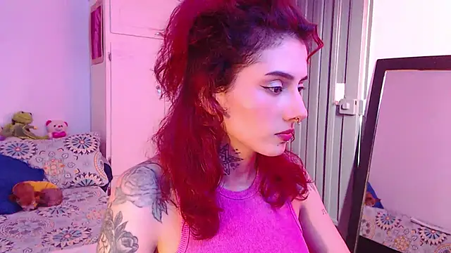 LiliJones  online show from 02-04-25, 06:17