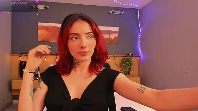 LiliJones  online show from 02-05-25, 04:03