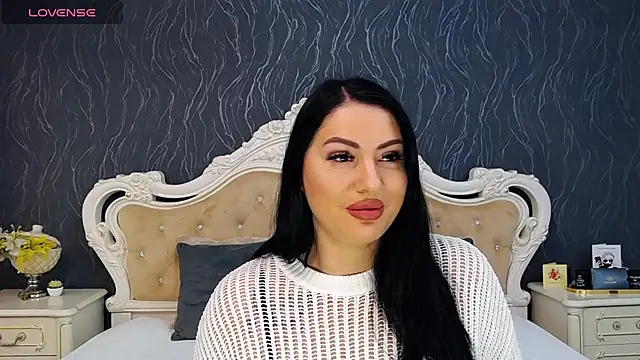 Snapshot of Lauren_Saint chatting on 01-30-25, 08:32 Lauren Saint online show from 01-30-25, 08:32