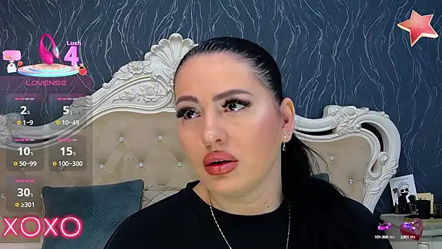 Snapshot of Lauren_Saint chatting on 02-25-25, 08:25 Lauren Saint online show from 02-25-25, 08:25