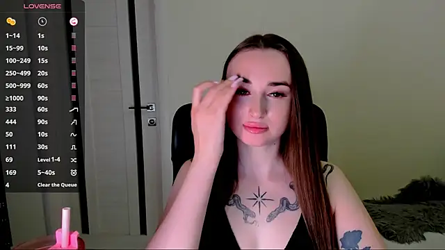 Snapshot of Kimmberr chatting on 09-23-25, 03:42 Kimmberr online show from 09-23-25, 03:42