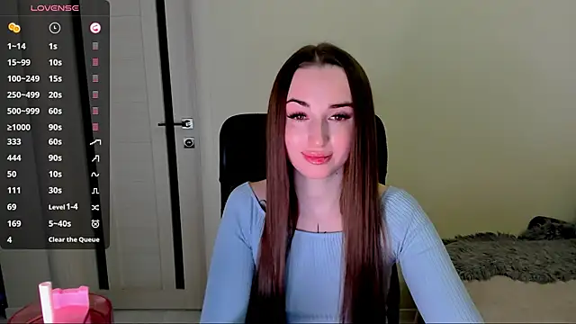 Snapshot of Kimmberr chatting on 11-12-25, 04:57 Kimmberr online show from 11-12-25, 04:57