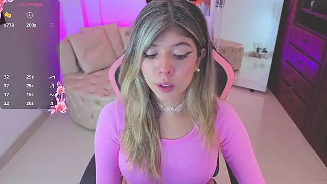 NATAASHA    online show from 01-14-26, 03:23