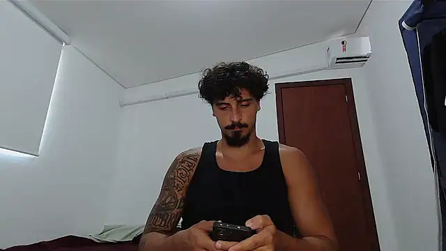 milkoffe online show from 02-13-26, 02:02