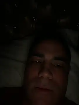 Snapshot of Bad_daddy21 chatting on 01-18-26, 12:42 Bad daddy21 online show from 01-18-26, 12:42