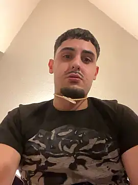 Snapshot of Vale_187 chatting on 01-16-26, 10:47 Vale 187 online show from 01-16-26, 10:47