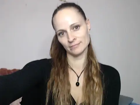 Snapshot of naikah714 chatting on 01-10-26, 03:36 naikah714 online show from 01-10-26, 03:36