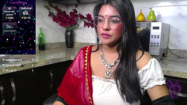 lakshmiraniii online show from 03-06-25, 04:28