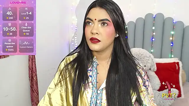 lakshmiraniii online show from 04-17-26, 11:57