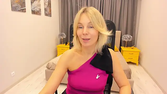 Sinty Devis online show from 02-17-25, 11:34