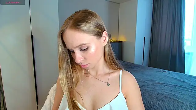 Mad1en online show from 03-27-26, 05:35