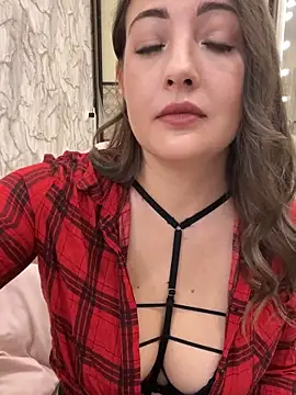 AnnaBri online show from 11-19-25, 01:49