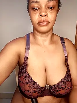 Snapshot of boobsnipplian chatting on 02-24-25, 04:27 boobsnipplian online show from 02-24-25, 04:27